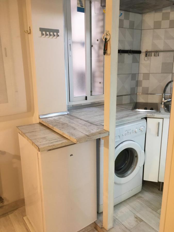 Ferienwohnung Acogedor Estudio Camarote En El Centro De Madrid Exterior foto